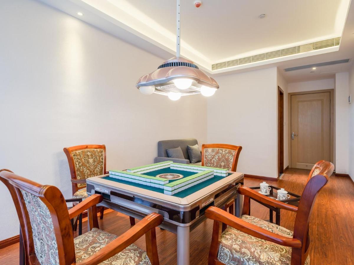 Lavande Hotel Luzhou Wanda Plaza Southwest Commercial City エクステリア 写真